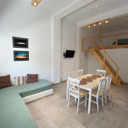 Tinos Youth Apartment Exterior photo
